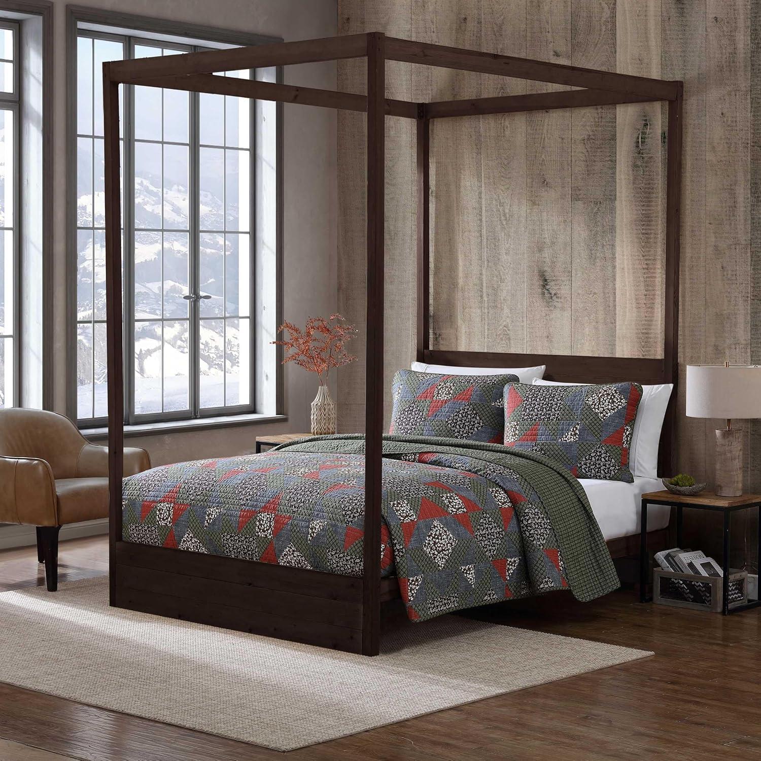 imageEddie Bauer Twin Quilt Set Reversible Bedding with Matching Sham MediumWeight for Year Round Use Dorm Essentials Classic Patchwork GreenBlock Patchwork Green