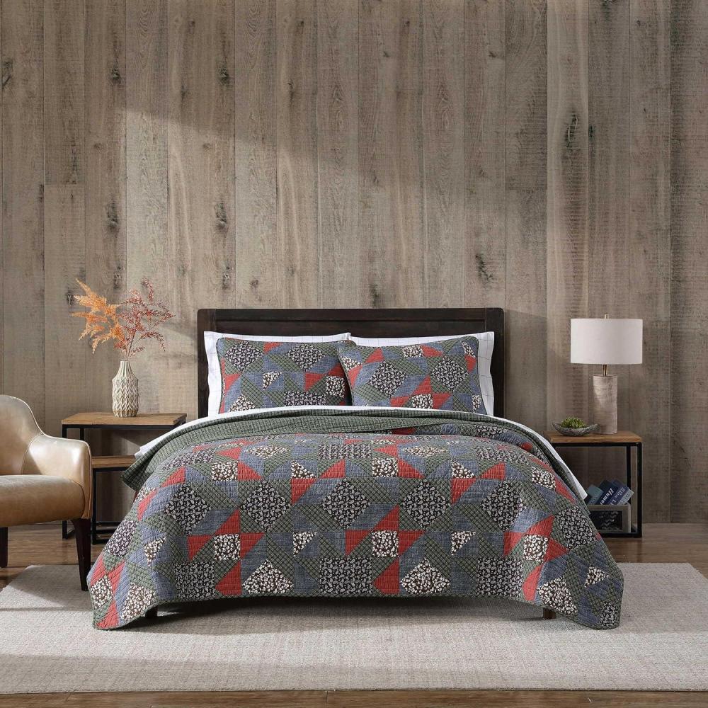 imageEddie Bauer  Twin Quilt Set Reversible Bedding with Matching Sham MediumWeight for Year Round Use Dorm Essentials Classic Patchwork GreenBlock Patchwork Green