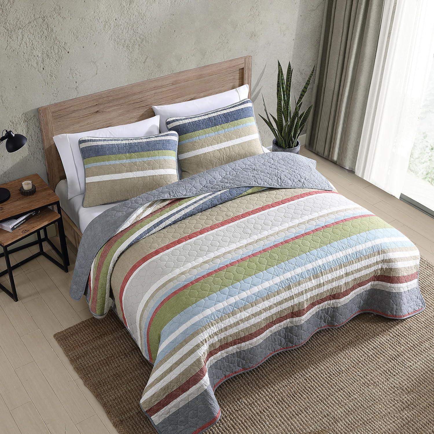 imageEddie Bauer Twin Quilt Set Reversible Bedding with Matching Sham Lightweight Home Decor for All Seasons Hidden Lake Blue TwinSalmon Ladder Multi