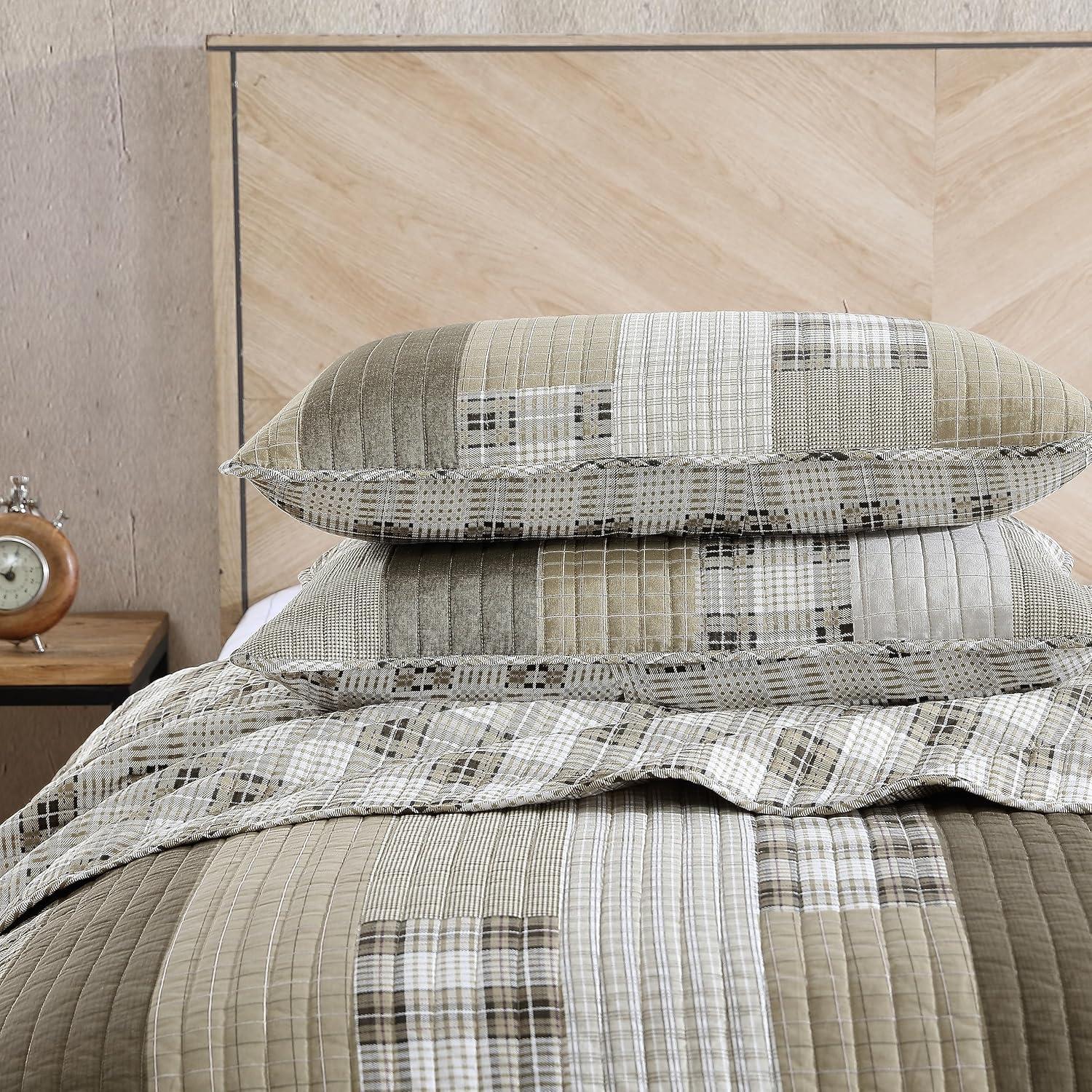 imageEddie Bauer Twin Quilt Set Reversible Cotton Bedding with Matching Sham Lightweight Home Decor for All Seasons Eastmont Navy TwinBeigeKhakiIvory