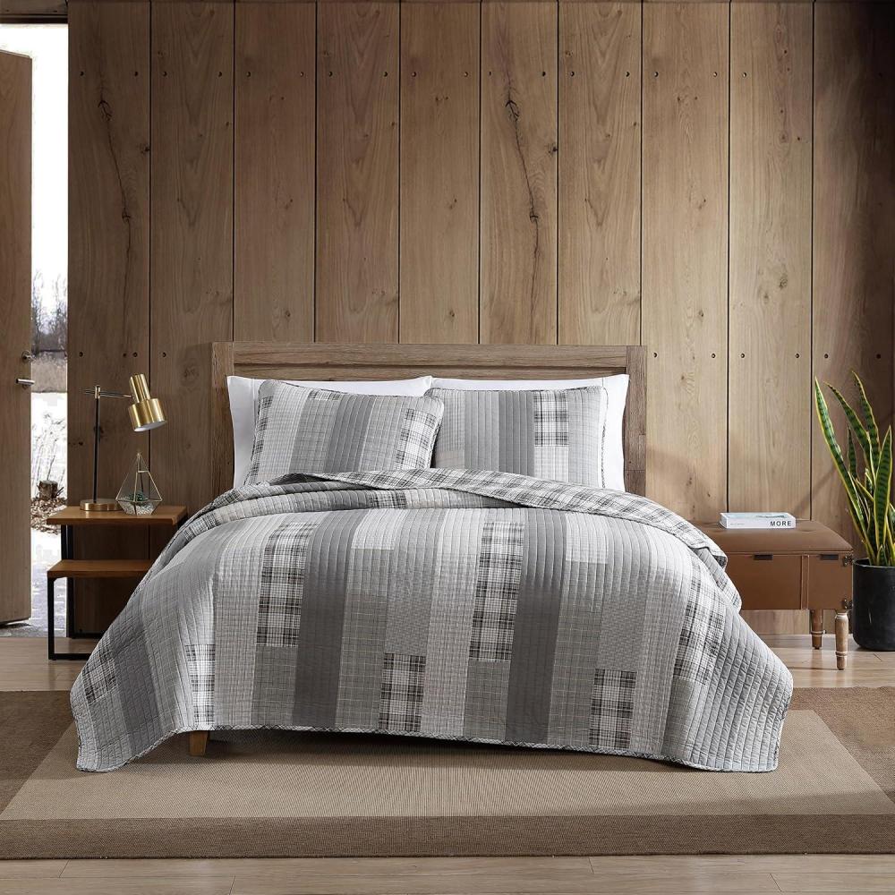 imageEddie Bauer  Twin Quilt Set Reversible Cotton Bedding with Matching Sham Lightweight Home Decor for All Seasons Eastmont Navy TwinFairview Grey