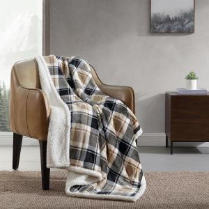 Eddie Bauer – Throw Blanket, Ultra-Soft & Reversible Plush Blanket, Oversized Bedding for Couch or Bed (Trailhead Plaid Red, 60″ x 70″)(Rugged Plaid Beige)