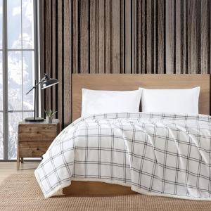 Eddie Bauer – Twin Size Blanket, Ultra-Soft Plush Bed Blanket with Faux Shearling Reverse, Throw Blanket for Couch & Bed (Mountain Plaid Chrome Grey)(Kettle Falls Grey)